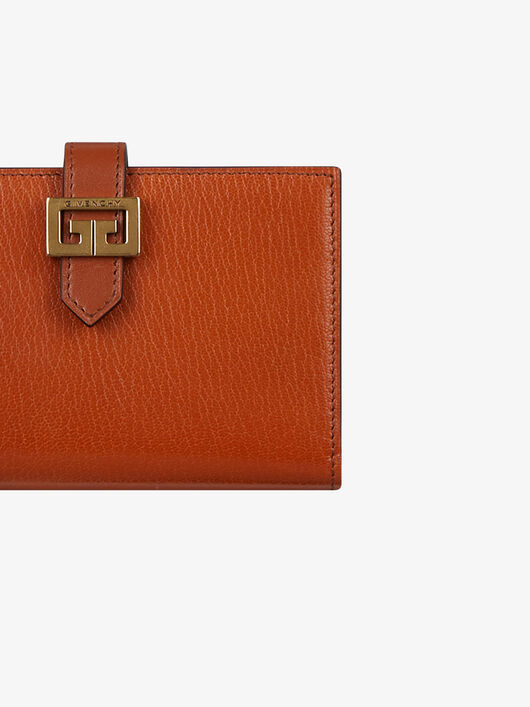 Givenchy GV3 Wallet In Diamond Quilted Leather