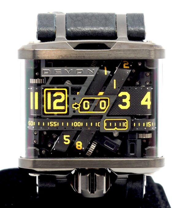 Devon works Tread 1 Version F Watch