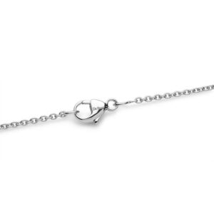 De Beers Wedding day jewellery Aura princess-cut diamond pendant 45 cm