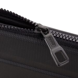 THULE Gauntlet 4 Sleeve for MacBook 16'' - Black - Image 3